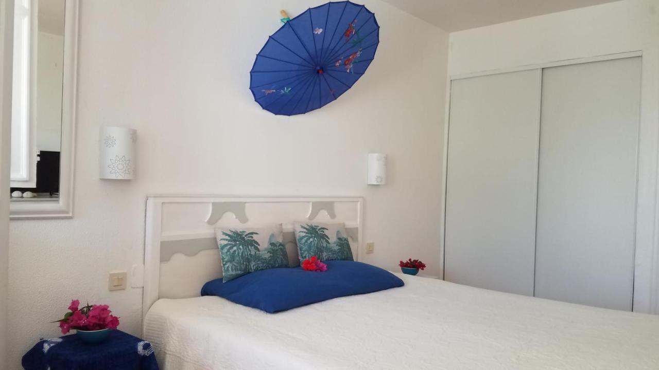 Appartement Rez-De-Chaussee De Villa A 1 Minute De La Plage Saint-Francois  Zewnętrze zdjęcie